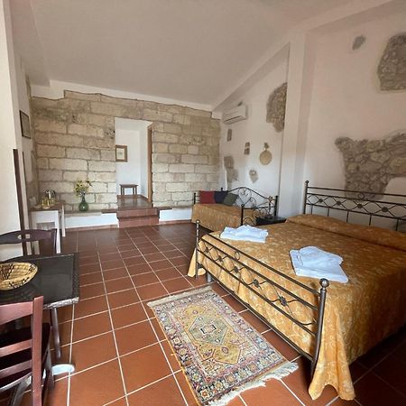 Agriturismo Masseria Saittole Carpignano Salentino Esterno foto