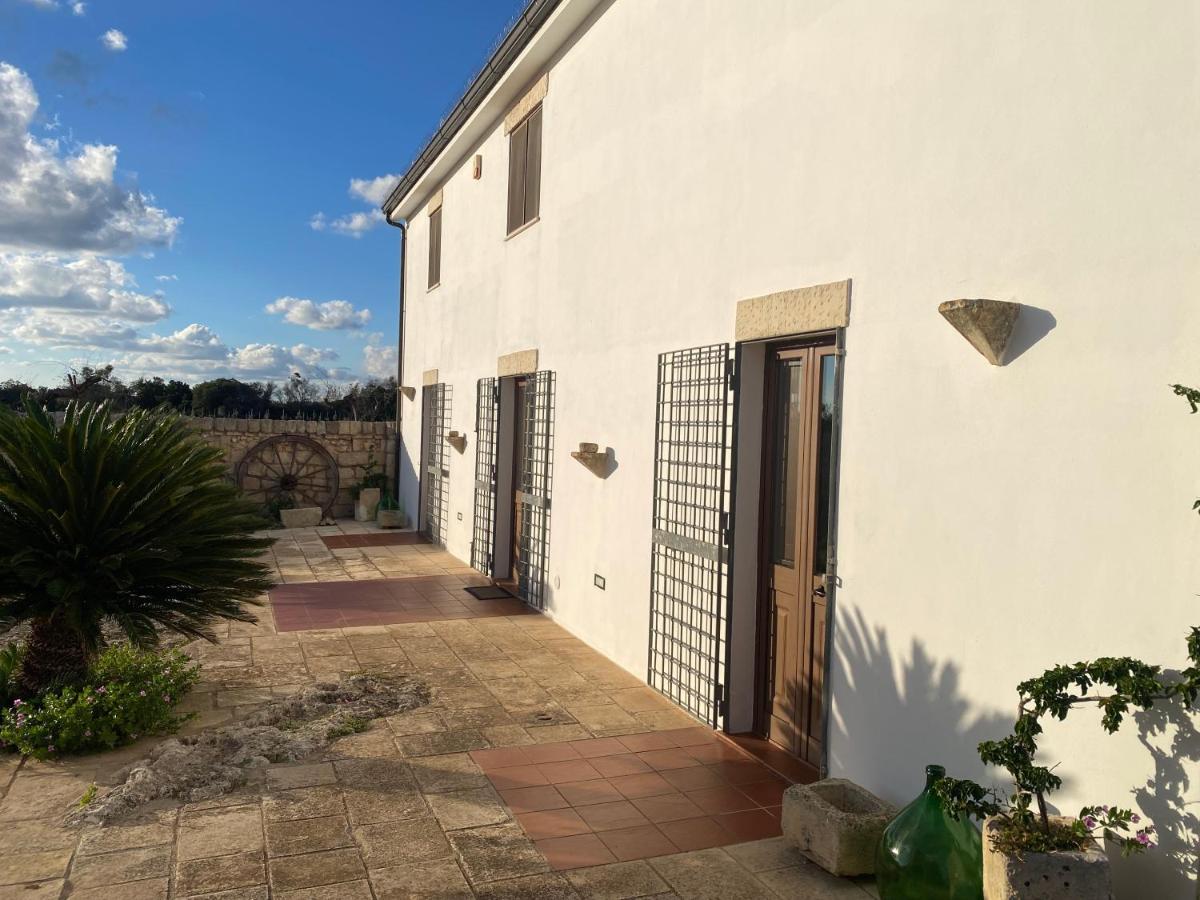 Agriturismo Masseria Saittole Carpignano Salentino Esterno foto