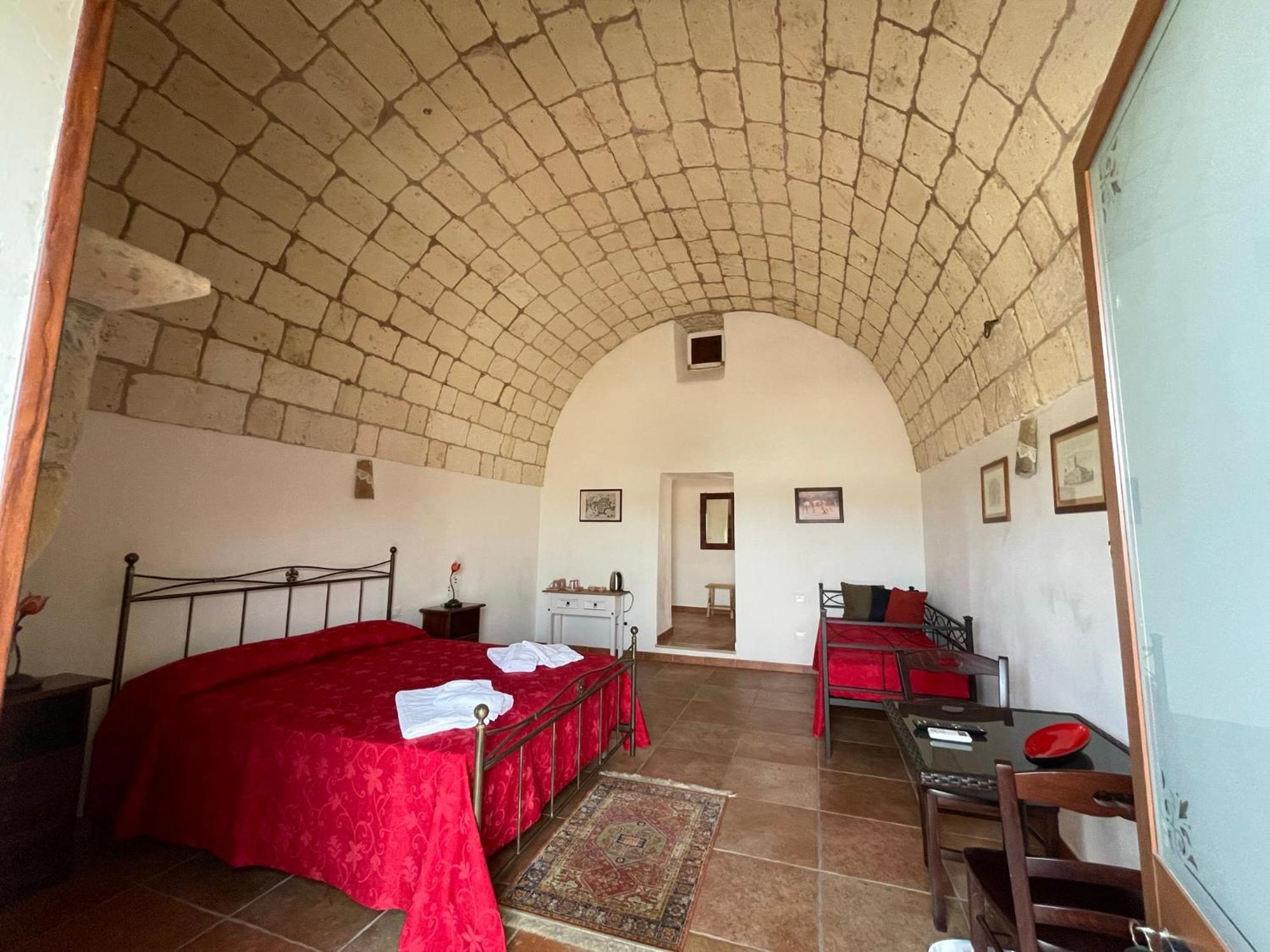 Agriturismo Masseria Saittole Carpignano Salentino Esterno foto